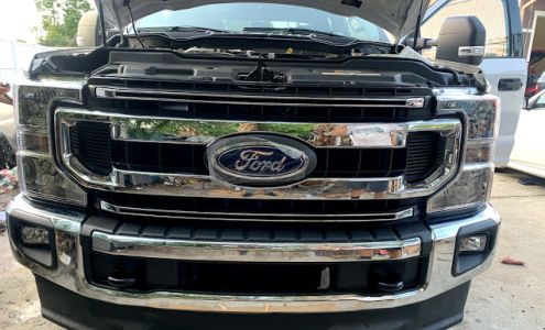 Vega's Hi-Tech Collision Center