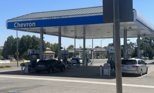 South Paso Robles Gas Chevron