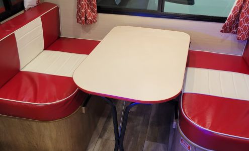 83RV Inc. Long Grove