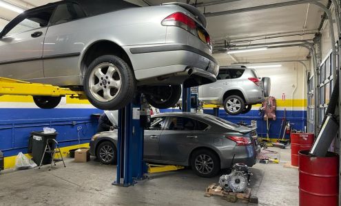 Mariela auto repair westbury