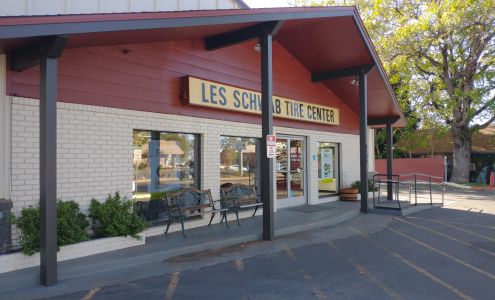 Les Schwab Tire Center