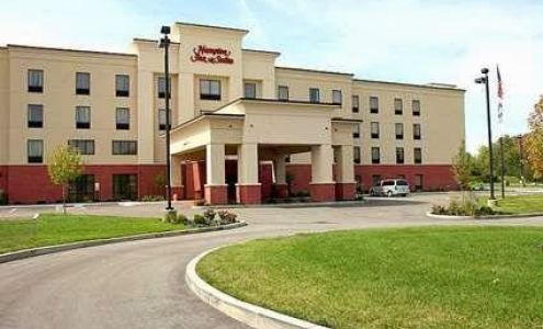 Hampton Inn & Suites Dayton-Airport