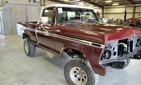 Detroit Custom & Collision