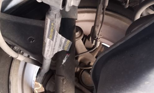 Louie's Auto Services