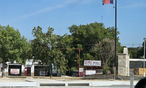 E&E Collision Center