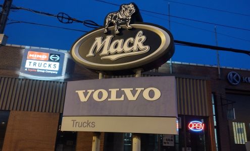 Kriete Truck Center - Milwaukee