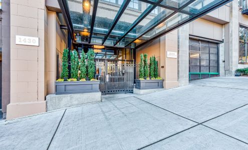 Dunn Motors Building