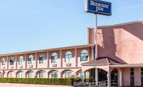 Rodeway Inn near Melrose Ave