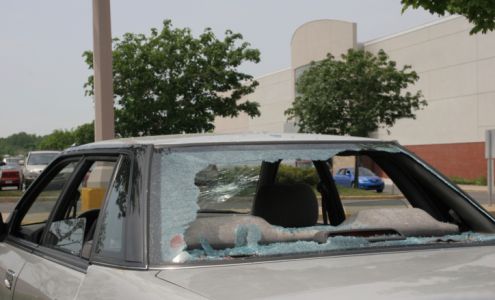 Quest Auto Glass & Tint