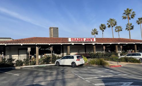 Pruneyard Shopping Center