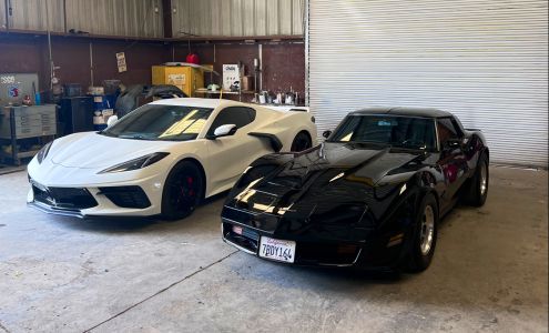 Los Amigos Body Shop / Paint & Collision Center