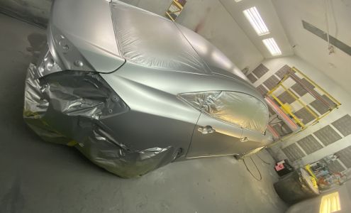 D & R Auto Body And Paint
