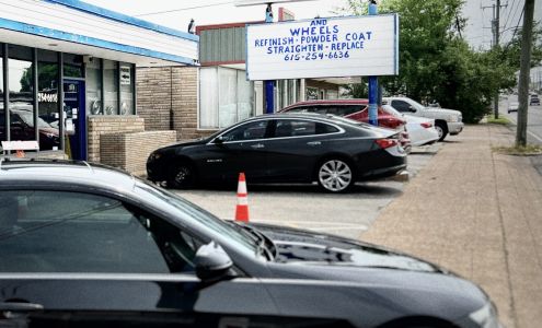 Hubcap Heaven and Wheels