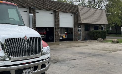 REDMON'S VILLAGE TOWING