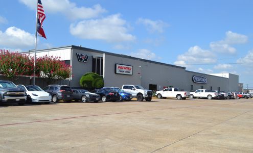 Premier Truck Group of Dallas (North)