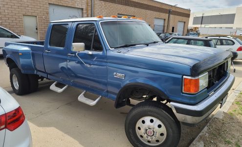 Auto Service Los Paisas Brothers