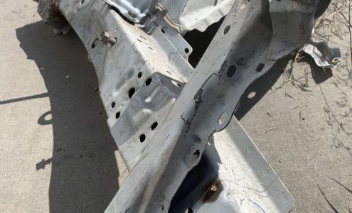 L A World Auto Parts