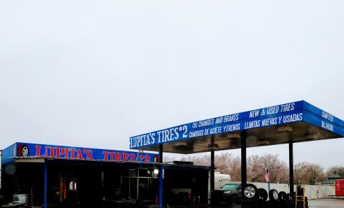 Lupita's tires admiral & garnet