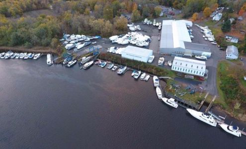 Petzold's Yacht Sales Norwalk