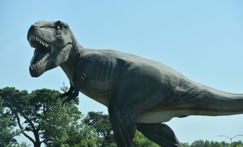 Metro Park Warehouses Inc