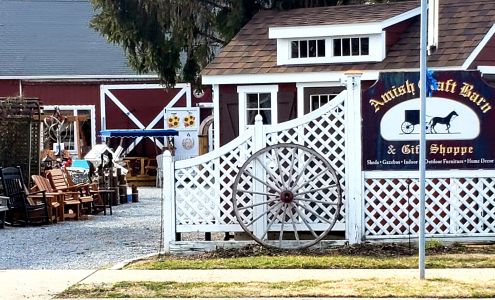 The Amish Craft Barn