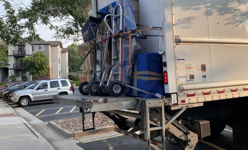 Streamline Moving and Storage