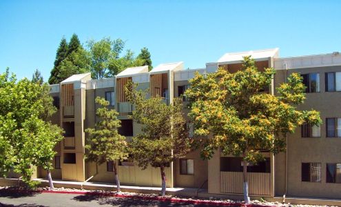 Riverwood Apartments