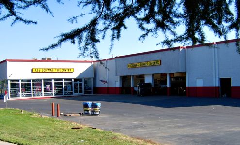 Les Schwab Tire Center