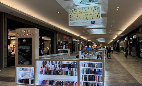 Global accessories Summit Mall