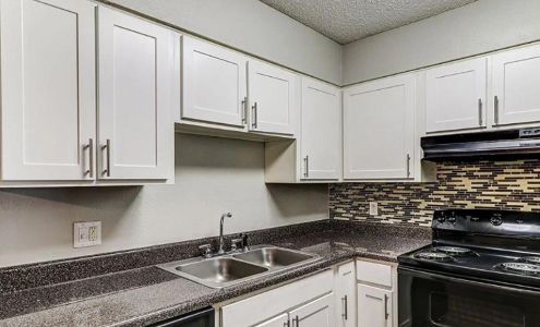 Quail Hollow Apartments