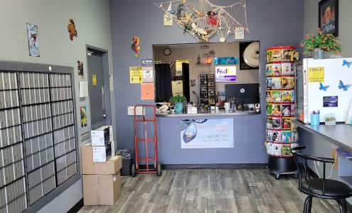 Merci's Mailboxes & More