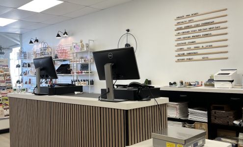 Postal Connection Indian Wells