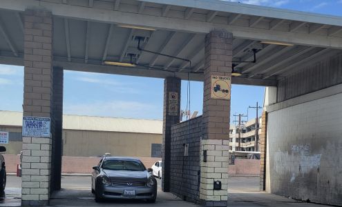 Dan's Car Wash South Gate
