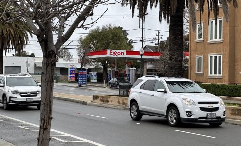 Exxon San Mateo