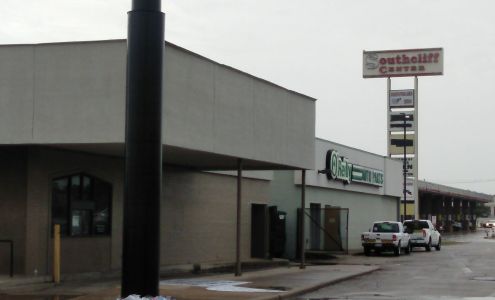 Halls Care Mart Pharmacy