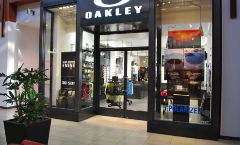 Oakley Store