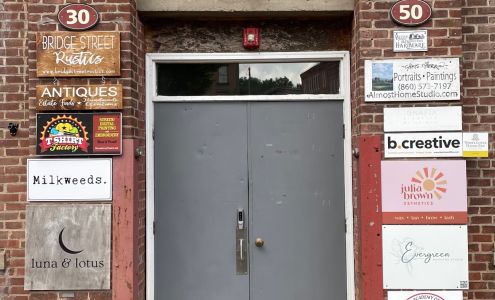 Collinsville T-shirt Factory Collinsville