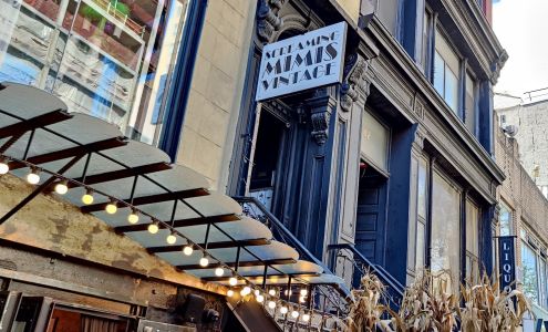 Screaming Mimis Vintage