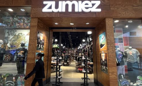 Zumiez