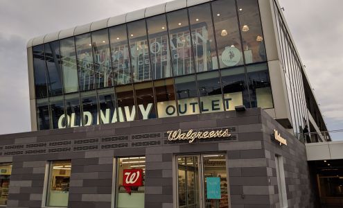 Old Navy Outlet