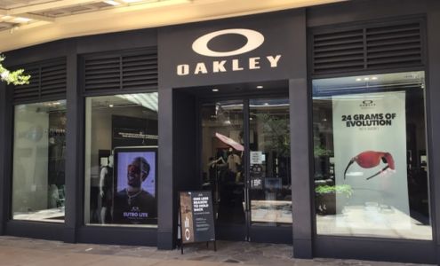 Oakley Store