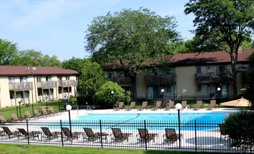 Springtree Apartments