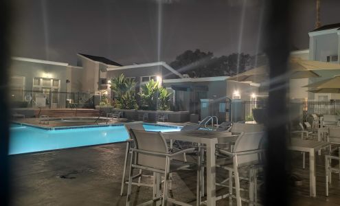 Villa Siena Apartments