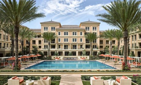 Villas Fashion Island Apartment Homes