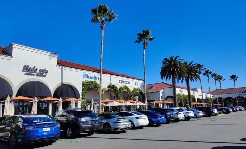 Piajeh Newport Coast