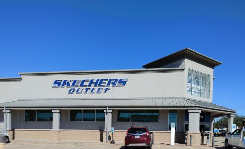 SKECHERS Warehouse Outlet