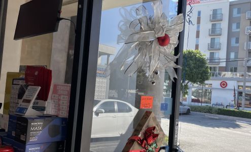 D'Bongo Party Supplies Mint Market