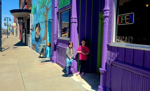 Round Table Bookstore