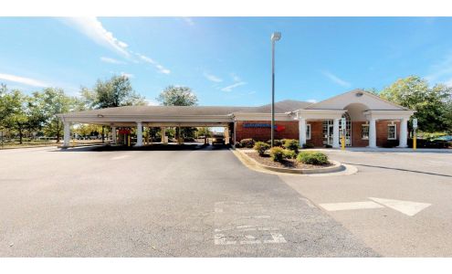 Bank of America (with Drive-thru ATM)