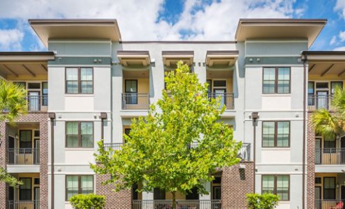 Centre Pointe Apartments